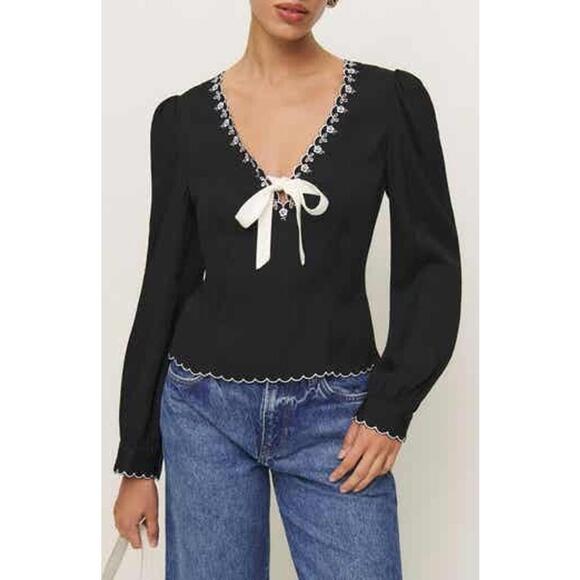 NEW, REFORMATION Vivia Embroidered Scallop Top Black Size 8 #EP400 - Picture 1 of 9